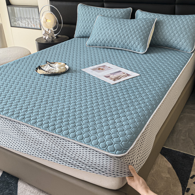 Picture of Class a Natural Latex Mat Set Air-Conditioned Mat Three-Piece Set Fitted Sheet Student Dormitory Summer Quilt Washable