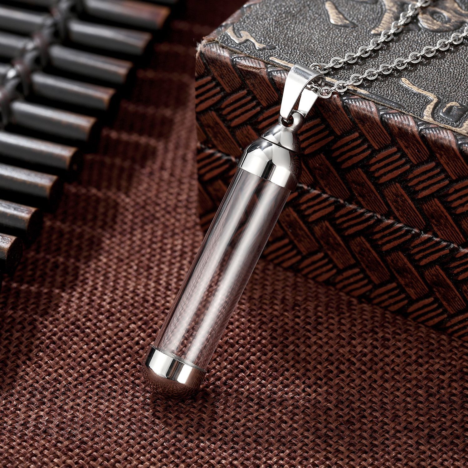 Picture of Transparent Shariputra Bottle Pendant Nepalese Gawu Box Small Empty Bottle Openable Water-proof Amulet Tube for Cinnabar