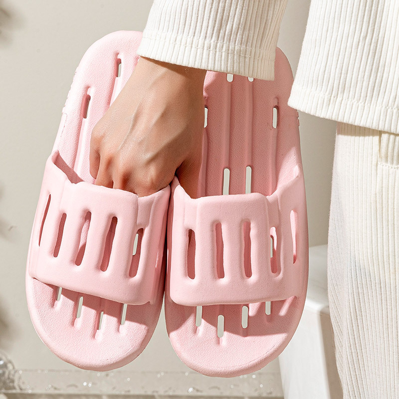 Hotel leaky slippers wholesale bath non-slip bathroom slippers indoor home slippers women's summer hollow sandals