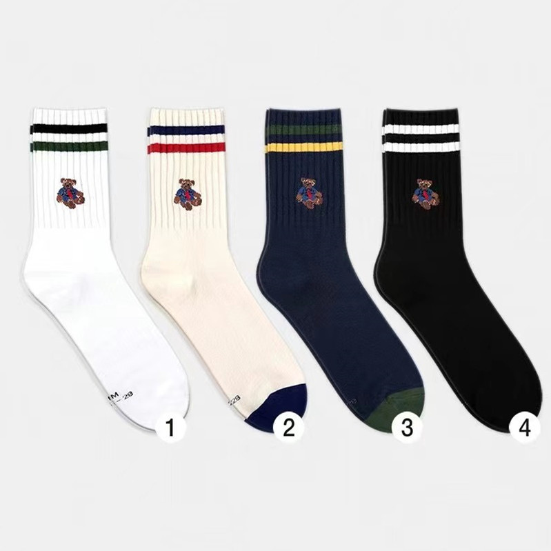 In stock wholesale South Korea cotton socks autumn and winter New Parallel bars bear trendy men's socks ggorangnae casual sports socks