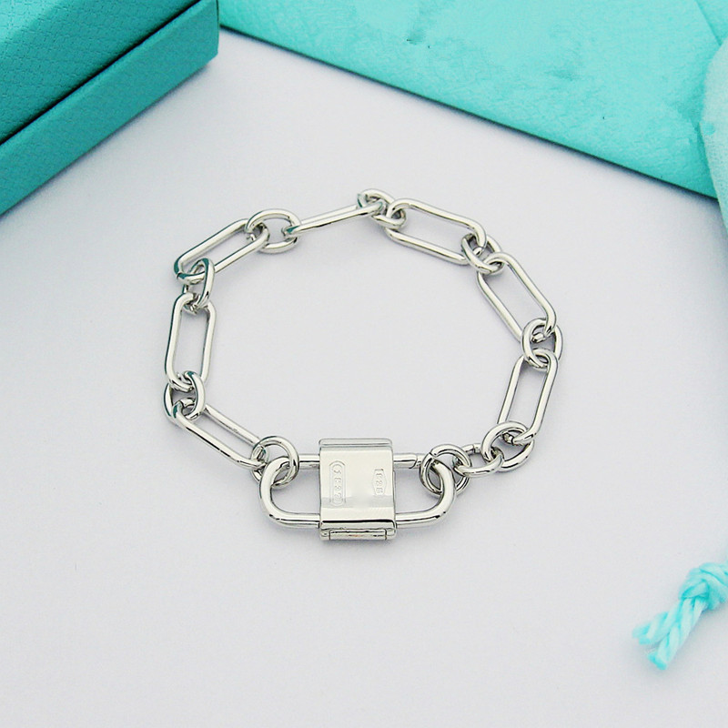 Yajin t Letter Double Buckle Lock Thick Bracelet Women's Export Bracelet Classic Lock Bracelet Wholesale Jewelry