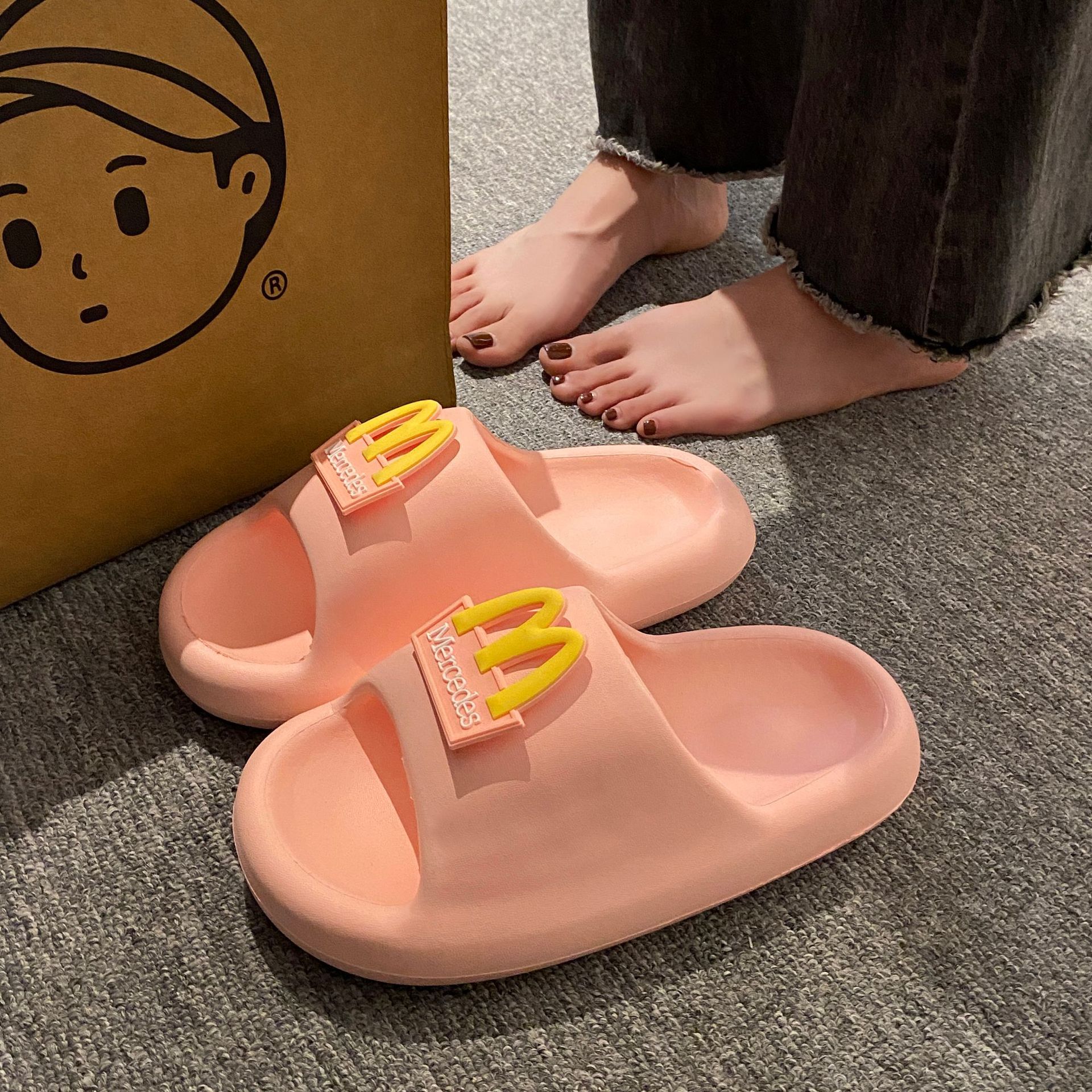Household Slippers Men's 2024 New Summer Deodorant Non-Slip Bathing Slippers for Couple's Home Dung Slippers for Women