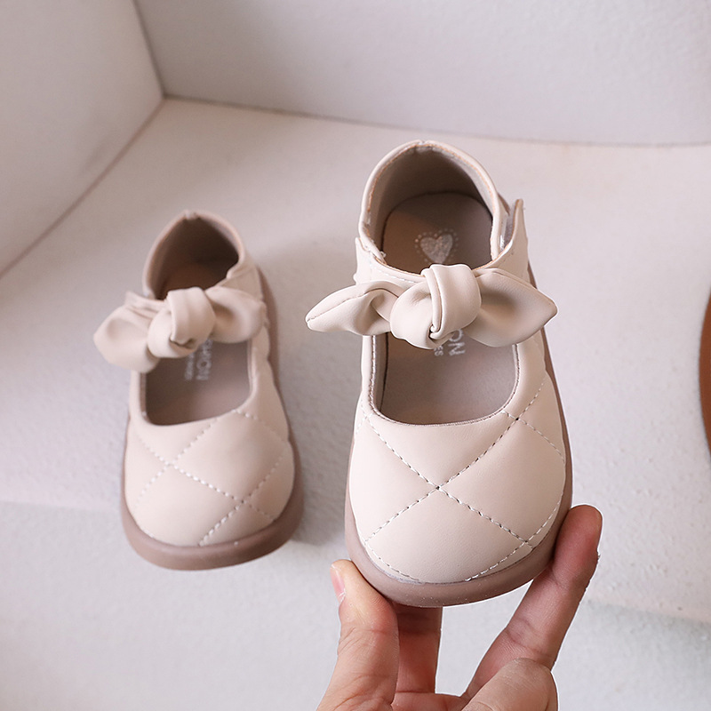 Picture of Children's Leather Shoes 2025 Spring Soft Leather Bow Girls Princess Shoes Children's Shoes Lolita Baby Girls Single Shoes Leather Shoes