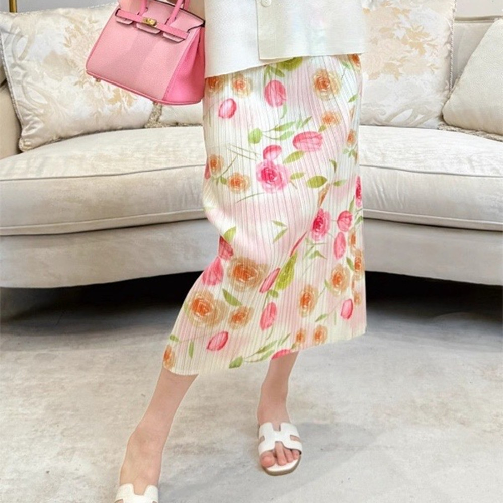 Picture of Niche design pleated skirt spring and summer thin elastic waist printed slimming age-reducing hip slit pleated skirt