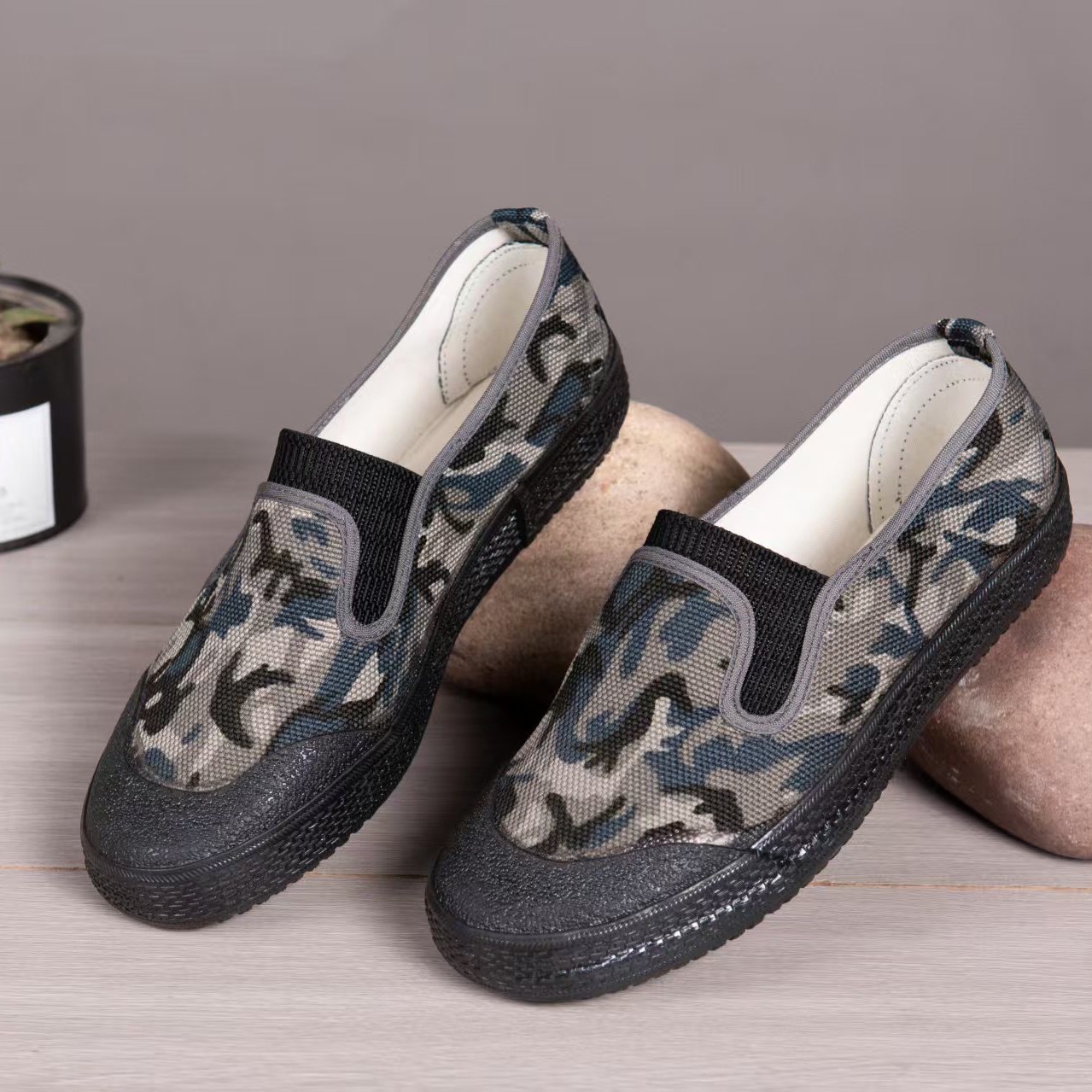 Jiefang Shoes Men's Lightweight Round-Toe Labor Protection Shoes Non-Slip Wear-Resistant Breathable Low-Cut Canvas Shoes Student Military Training Shoes