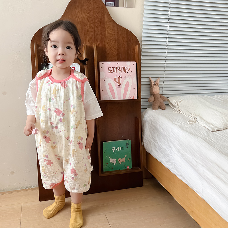 Picture of Baby Vest Sleeping Bag Summer Thin Gauze Pure Cotton Baby Kick-proof Sleeveless Children's Pajamas Air-conditioned Room Anti-cold