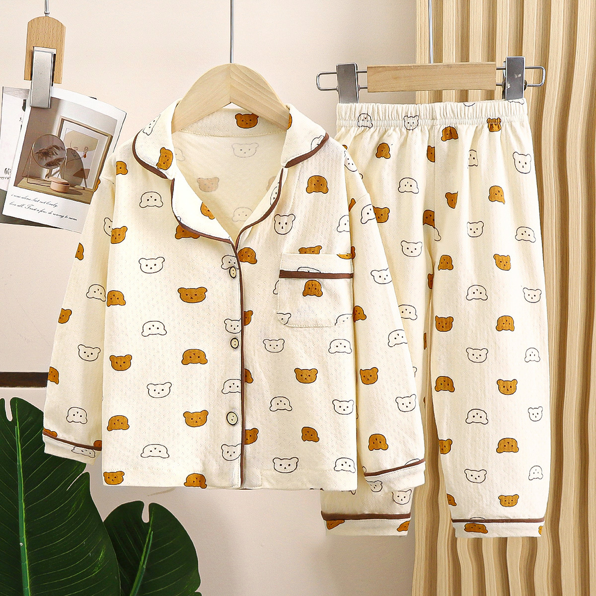 Picture of Cotton Children's Pajamas Spring and Autumn Lapel Long-sleeved Boys' Home Clothes suit Loose Big Children's and Girls' Air-conditioning Clothes