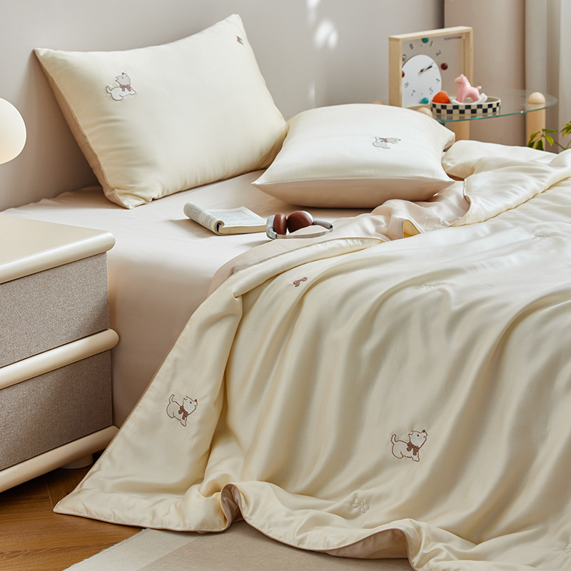 Picture of Class a Summer Cooling Tencel Lyocell Embroidered Air-Conditioning Summer Quilt Girly Cartoon Thin Quilt Four-Piece Set