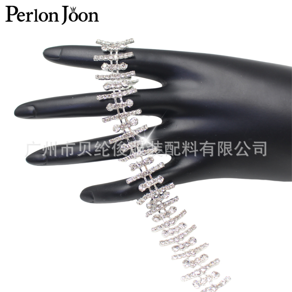 Long and short arrangement drill chain foreign trade explosion welding rhinestone code chain wedding dress shoes decoration accessories code chain