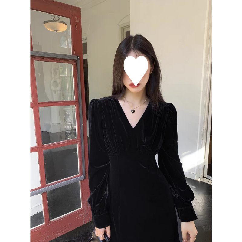 Black Velvet Dress 2025 Spring Women's High-End Elegant Collar Waist Slimming Look Inner Mid-Length Skirt Retro New