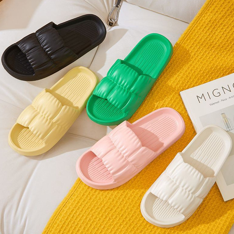 Picture of Couple's Special Slippers Summer Household Bathroom Non-Slip Sandals and Slippers Women's Indoor Lightweight Balcony Home Shoes