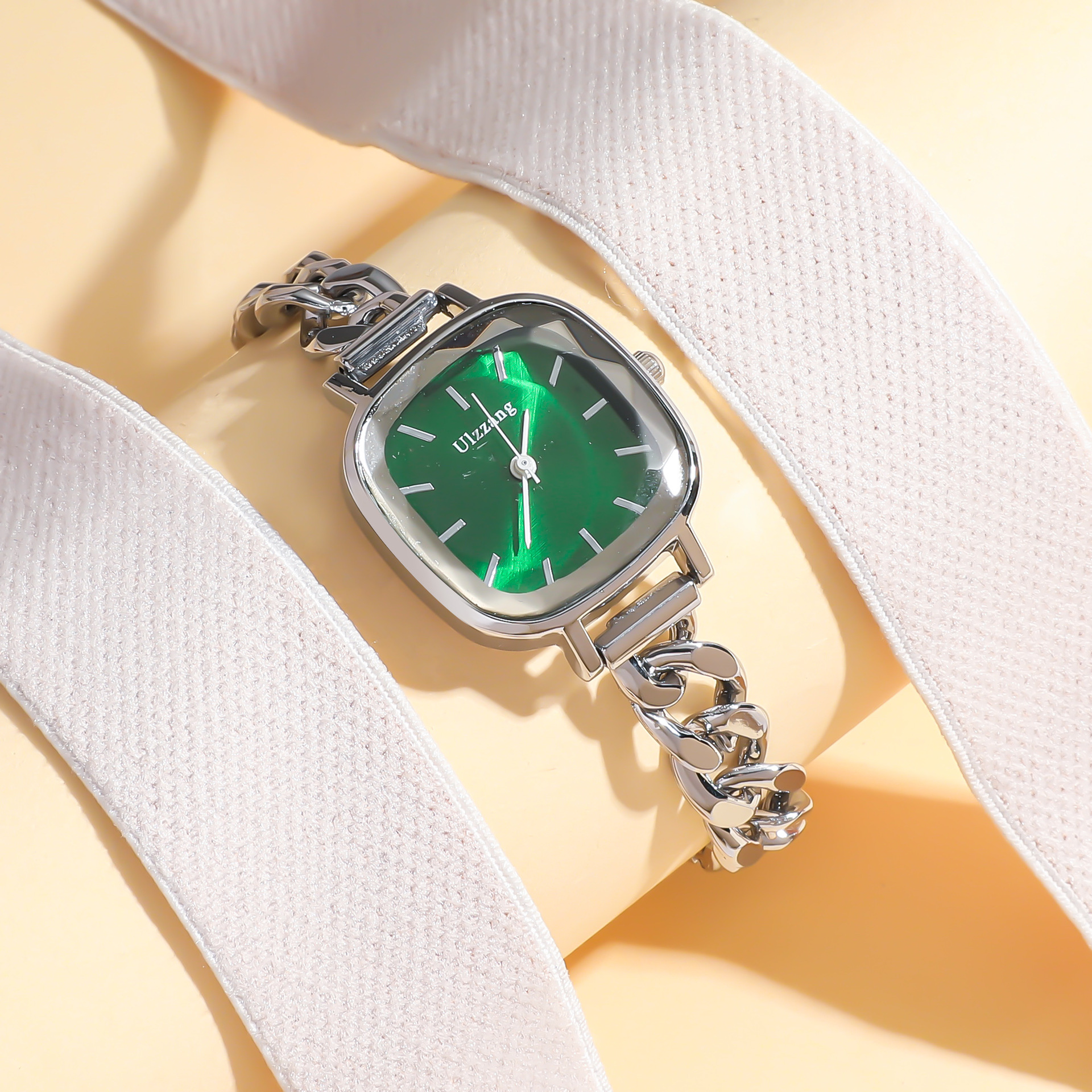 Picture of Women's Fresh Ins Style All-Match Purple Aurora Dial Square Bracelet Watch for Students