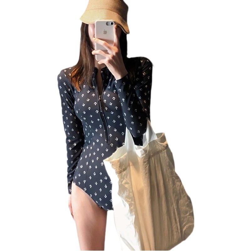 Korean Style Swimsuit Women's Polka Dot Long-Sleeved Sun Protection Conservative One-Piece Elastic Tight-Fitting Belly-Covering Slimming Vacation Surfing Swimsuit