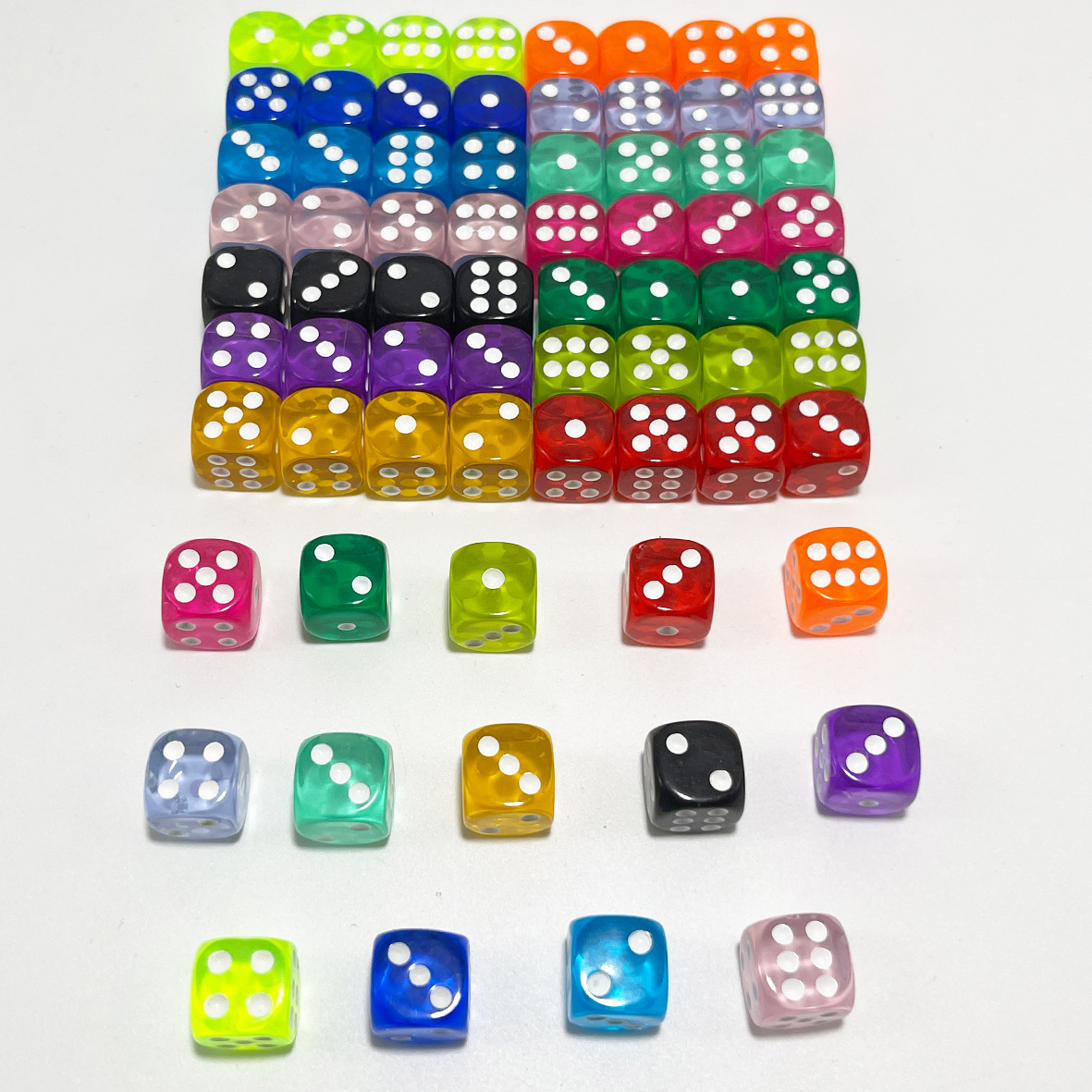 Picture of Yiwu Dege leisure and entertainment wholesale 14mm14mm 14 transparent crystal color dice color dice