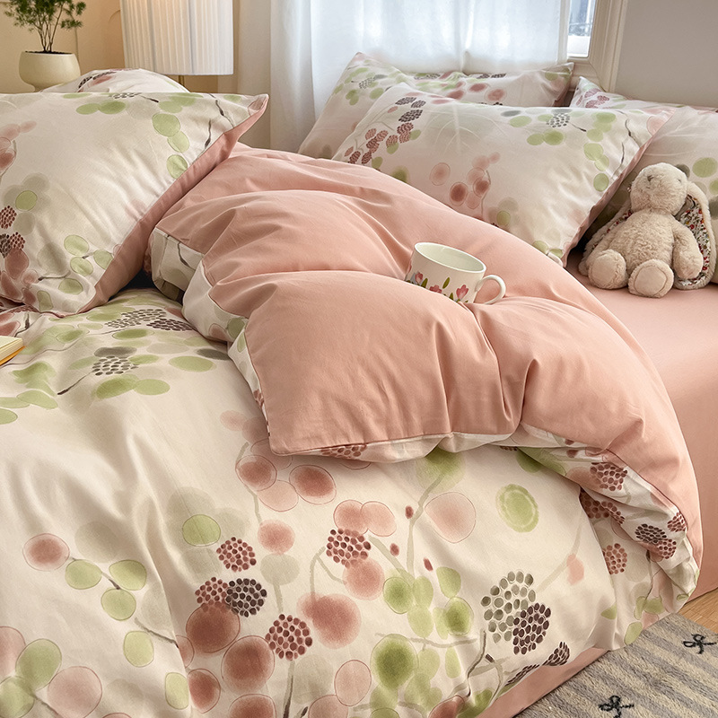 Picture of 2025 New Spring & Fall 60 Small Floral Cotton Four-Piece Set Ins Style Pure Cotton Dormitory Bed Bed Sheets Quilt Cover Three-Piece Set