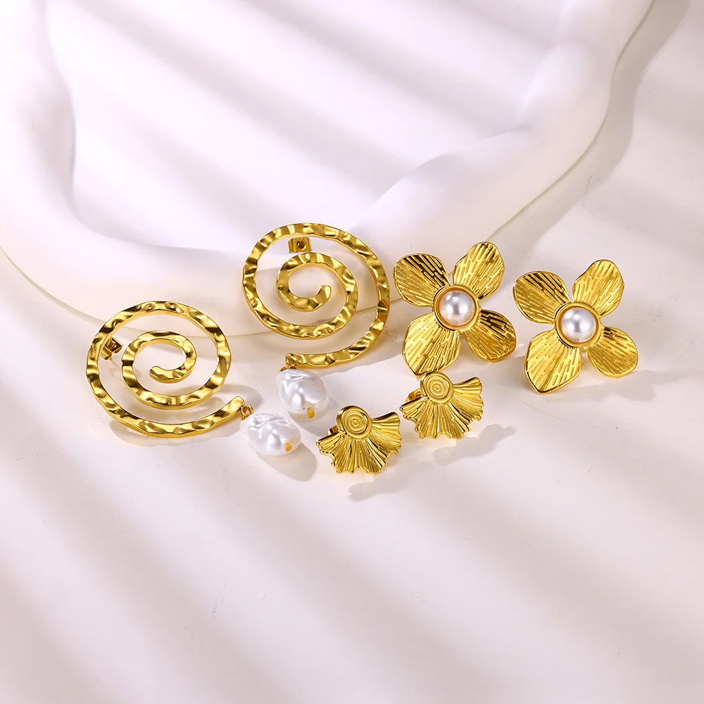 Picture of Cross-border new ins style fashion imitation pearl earrings 18K gold stainless steel earrings women's light luxury titanium steel petal earrings
