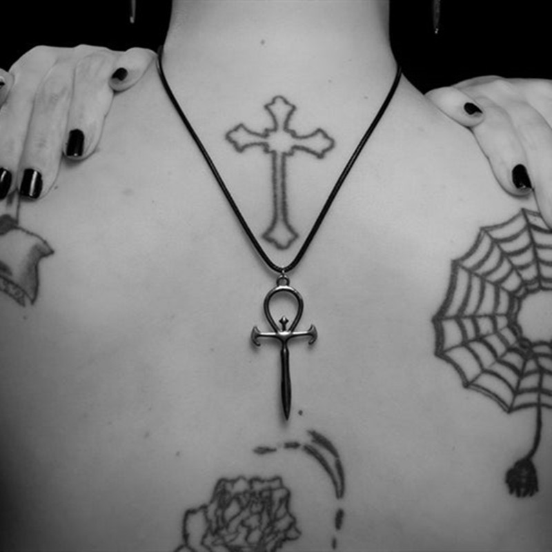 Vampire Cross Chapter Pendant, Mysterious Gothic Gothic Dracula Fresh Out Vampire Plating