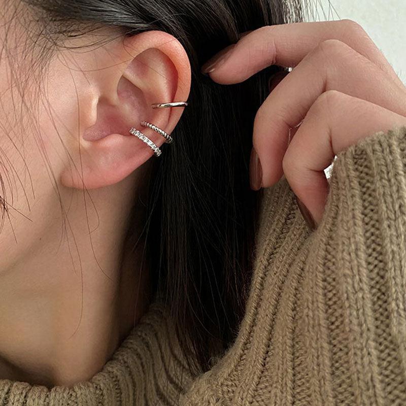 Picture of New 2025 Gold Piece Smart Sense 925 Silver Earrings Simple All-match Earrings Girlfriend Elegant Women