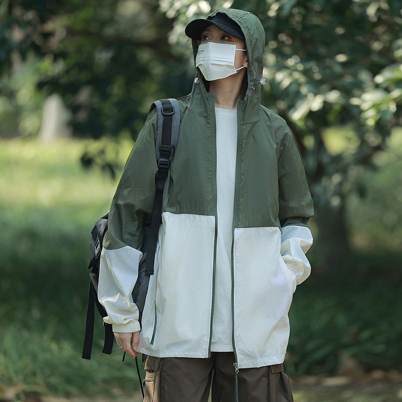 Picture of UPF50 Ice Silk Sunscreen Clothing Women's Summer Thin Loose Waterproof Sunscreen Clothing Couple Coat Men Can Develop LOGO