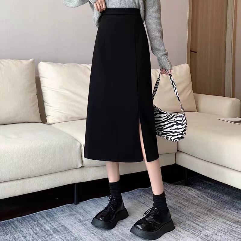 Black Super a Half Skirt for Women 2023 New Hip Skirt Spring, Autumn and Winter High Waist Mid-Length Slit Autumn and Winter