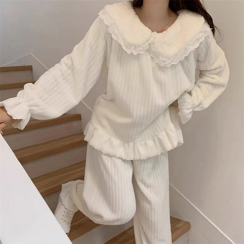 Pajamas Women's Autumn and Winter Long-sleeved Coral Fleece Winter Loose Thickened Fleece-lined Warm Cute Flannel Suit Home Clothes