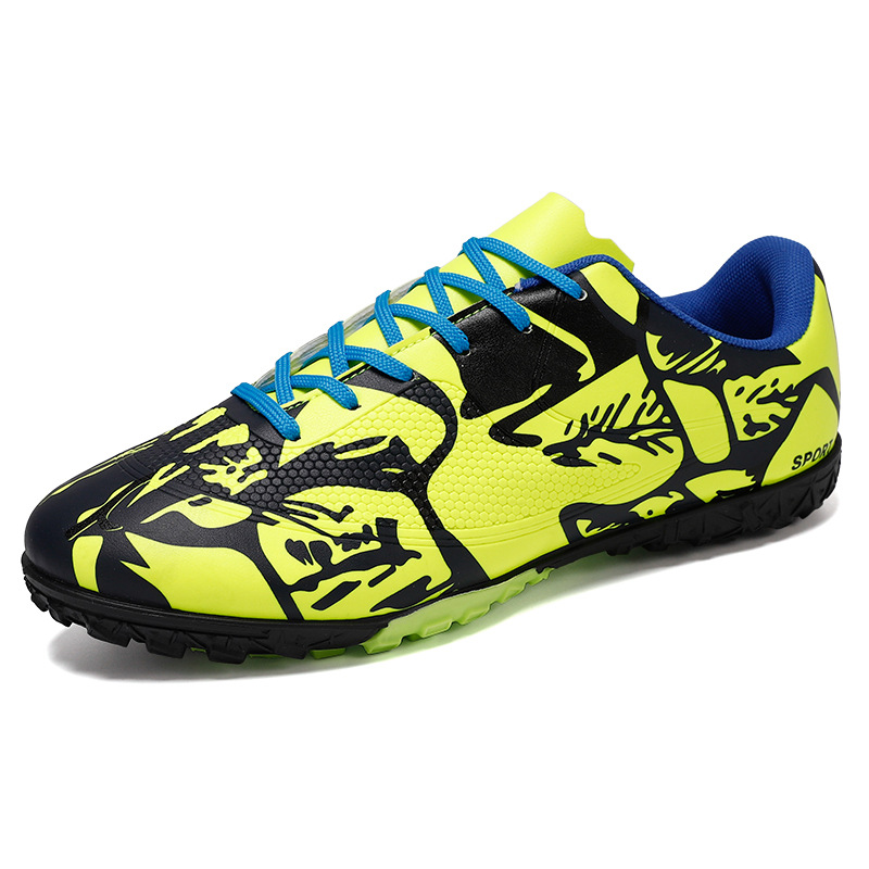 Professional Training Football Shoes Low-top Leather Spikes Football sneaker Low-top Youth Sneakers plus size Cross-border