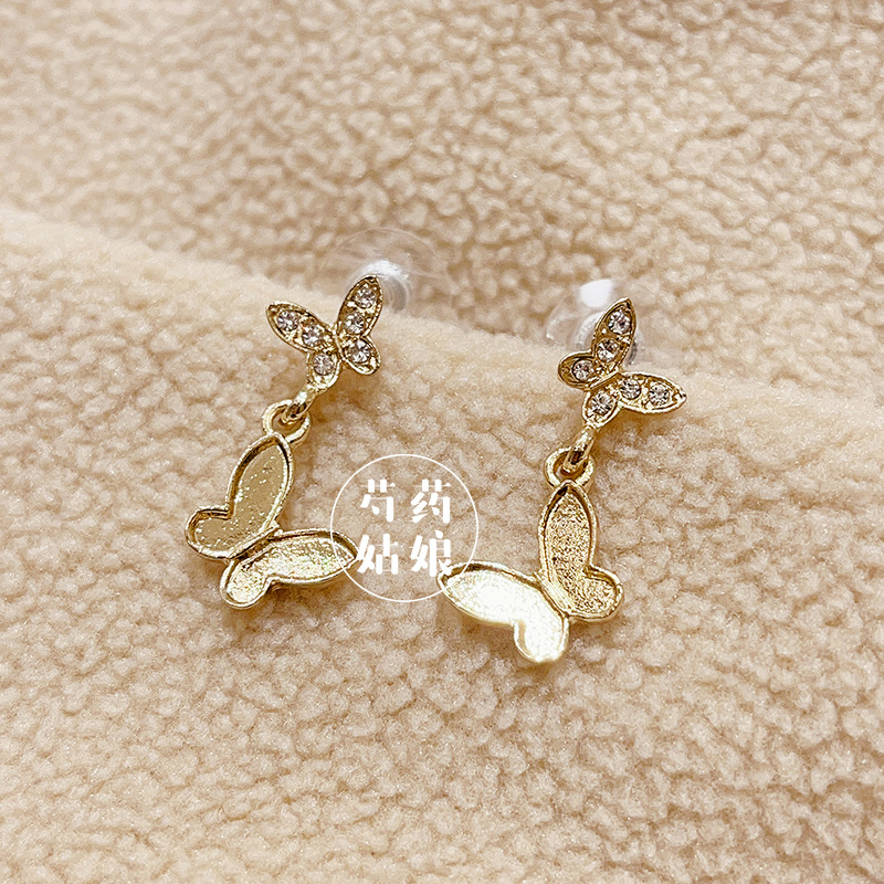 Screw stud earrings/classic diamond butterfly 925 silver needle butterfly earrings/dot emerald bottom tire base/handmade DIY material