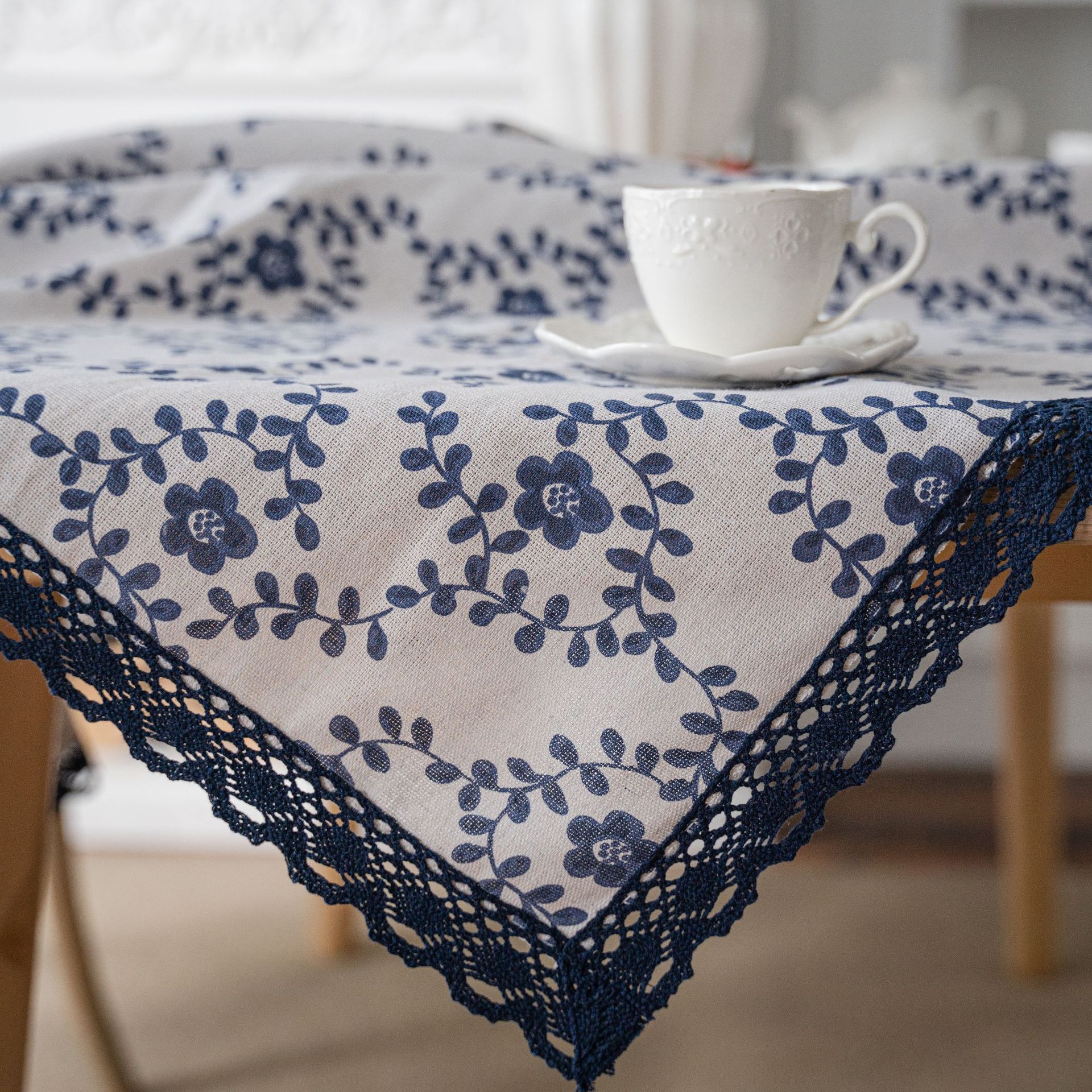 Picture of Yiman Qiyun Navy Blue Plum Blossom Printing Pastoral Cotton and Linen Tablecloth Tablecloth Wholesale Household Cover Towel Lace