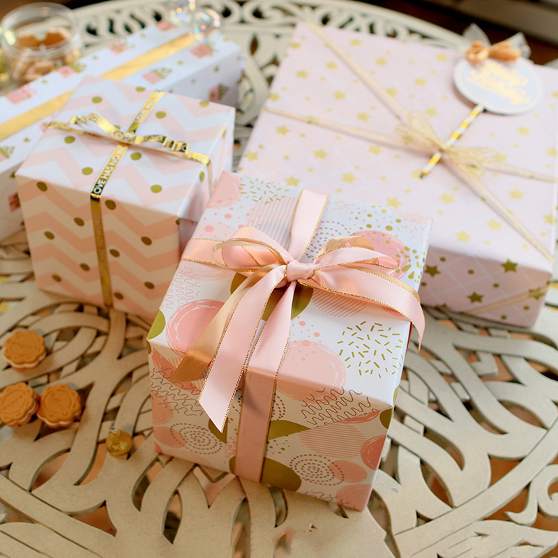 Spot wholesale girl heart pink gift wrapping paper birthday gift box material paper