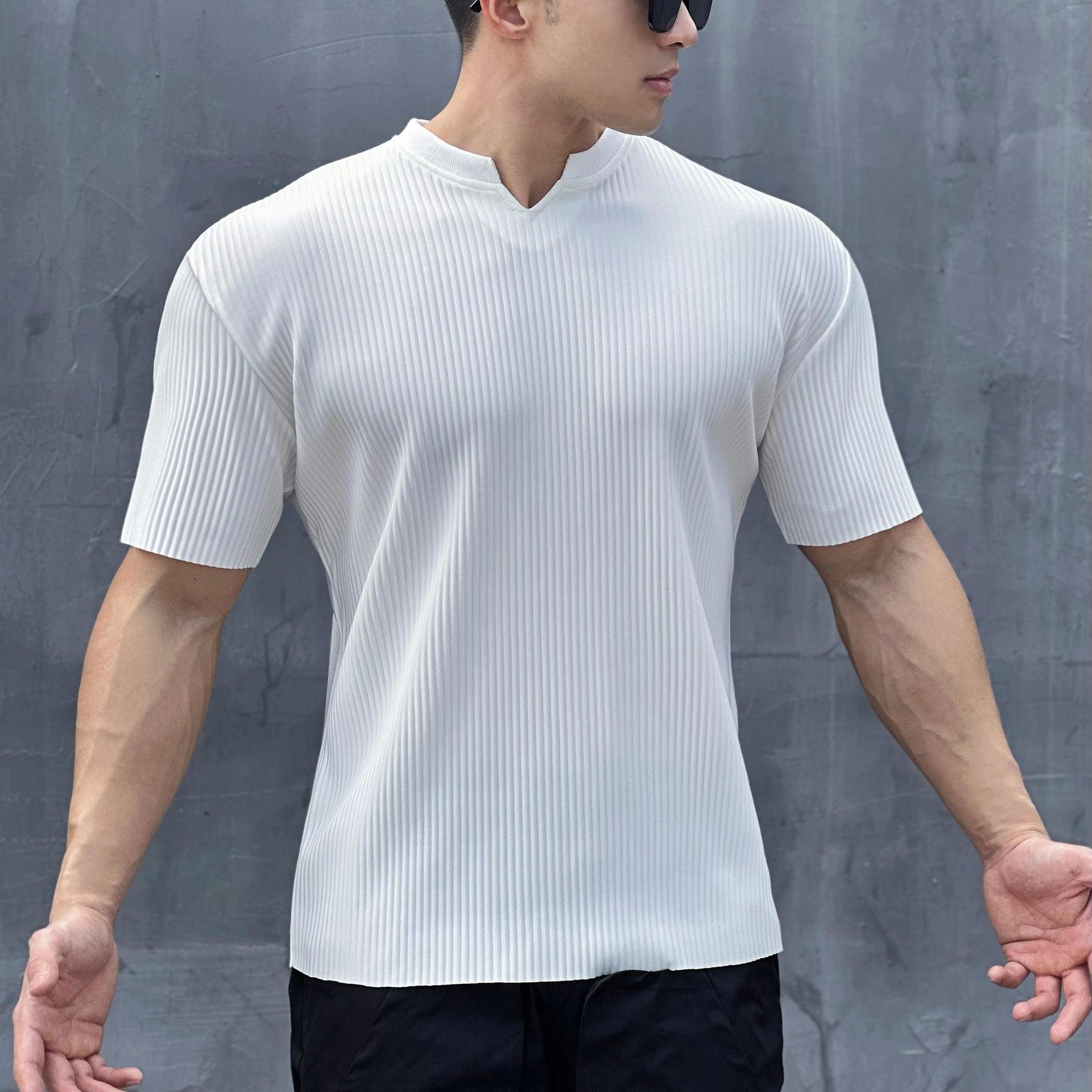 Maiba summer V-neck pleated loose half sleeve T-shirt men's solid color drape breathable all-match casual sports fitness short sleeve