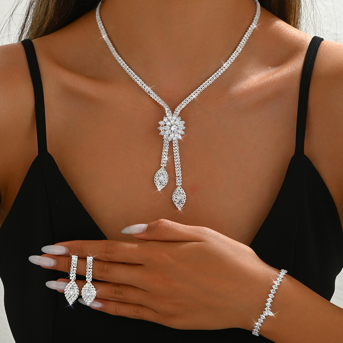 Cross-border Amazon Europe and America Flower Zircon Necklace Light Luxury Bridal Jewelry Wedding Jewelry suit Banquet Accessories