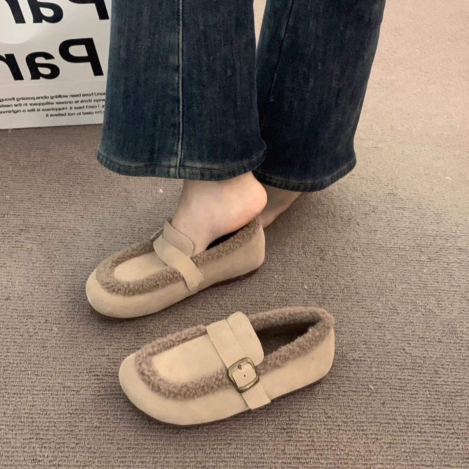 Retro Velvet Loafers for Women 2025 Autumn and Winter Warm Shoes One-Leg Grandma Soft-Soled Birkenstock Shoes Women's Cotton Shoes