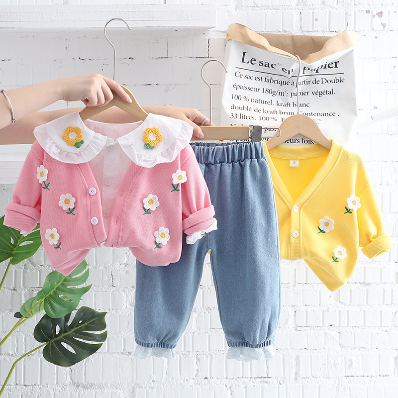 Autumn New Baby Girl Three-dimensional flower cardigan coat + casual denim pants three-piece spring and autumn suit tide