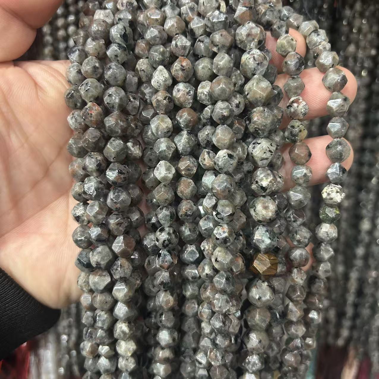Picture of Factory direct new variety of natural stone diamond cut diy handmade loose beads bracelet jewelry accessories materials