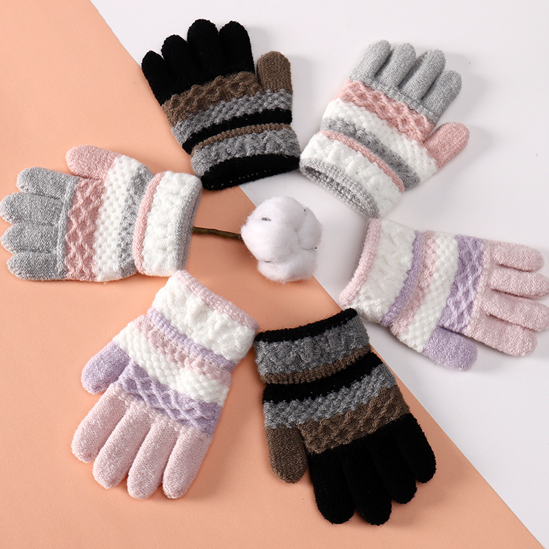 Factory Direct Supply of Baby Gloves, Autumn and Winter Kindergarten Kidsren's Cute Stripesd Finger Warm Knitted Kidsren's Gloves