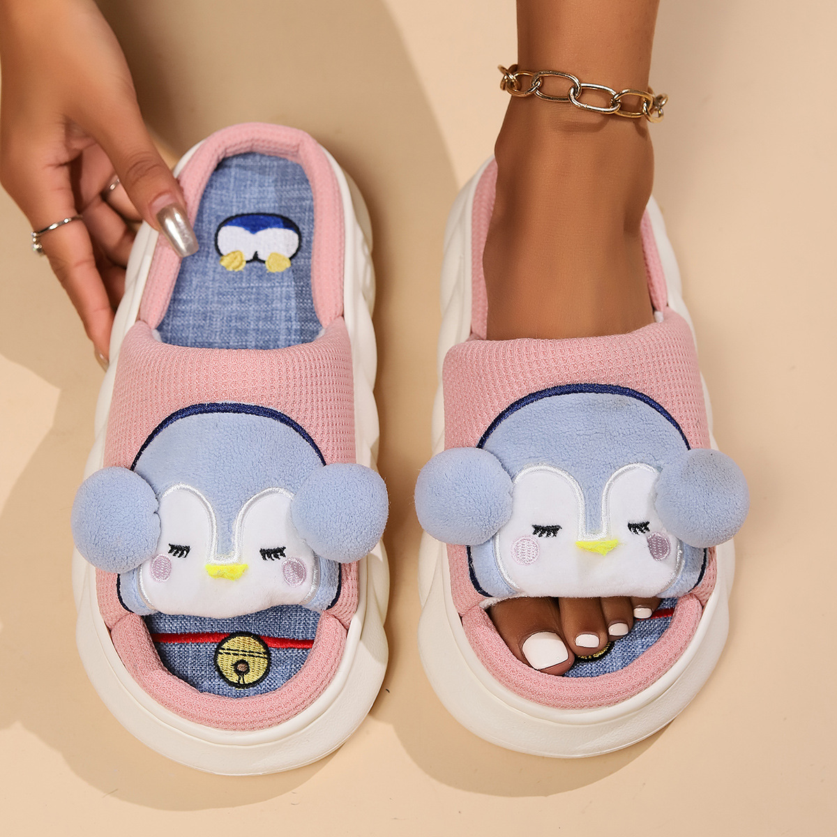 Cross-border Spot Linen Slippers Indoor Home Use Penguin Anti-slip Summer Anti-odour Men and Women's Shit Feeling Thick Sole Sandals