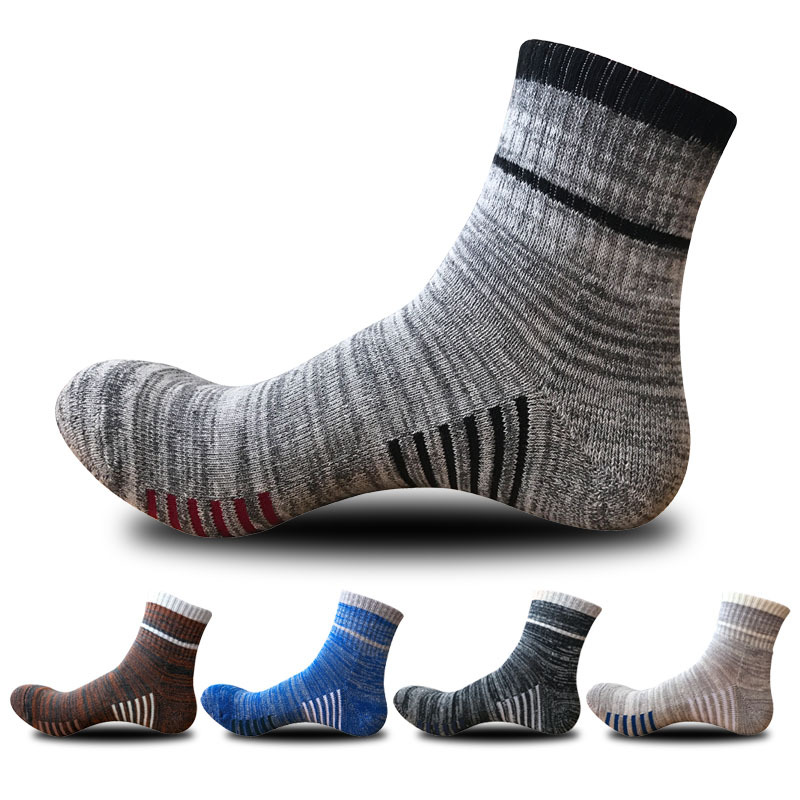 Picture of New socks men's autumn and winter mid-calf men's socks sole brushed thickened winter sports socks basketball socks one-piece delivery