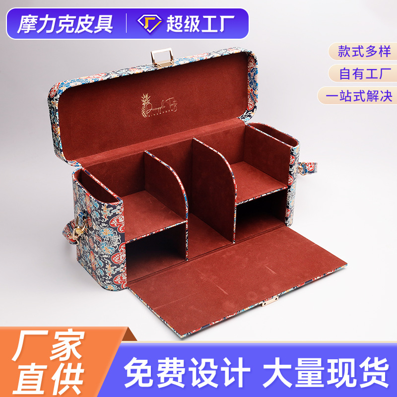 Factory wholesale leather large pattern portable necklace jewelry box double-layer high-grade cosmetics packaging box
