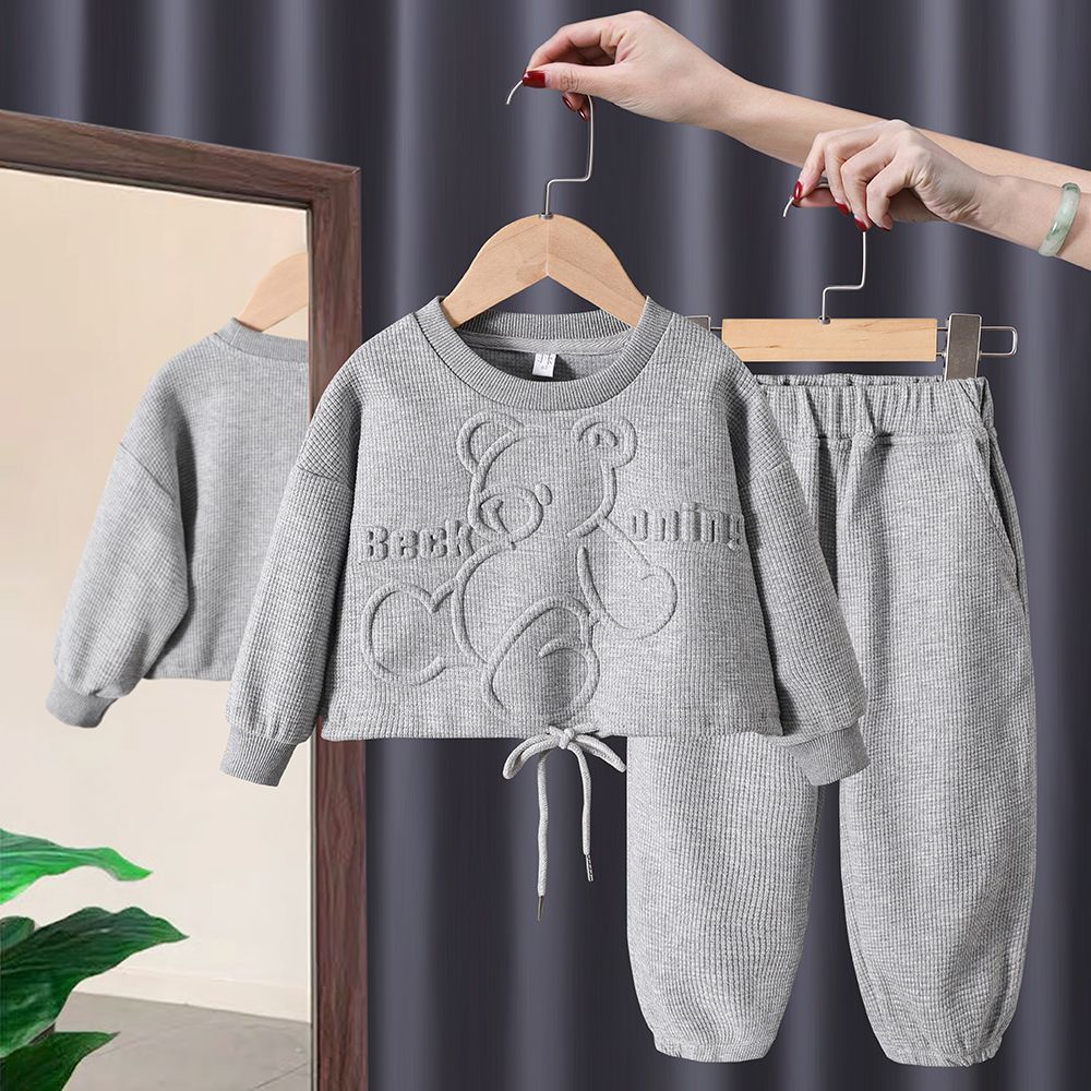 Picture of Girls Korean Style Bear Sweatshirt Set 2024 Spring and Autum New Style Kidsren's Style Cartoon Sweatshirt and Pants Two-Piece Set