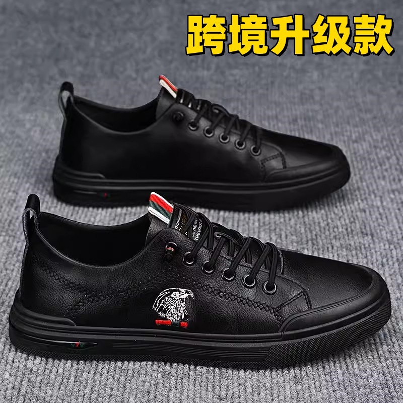 Cross-border men's shoes 2025 new spring sports board shoes men's casual leather shoes kitchen non-slip waterproof work tide shoes