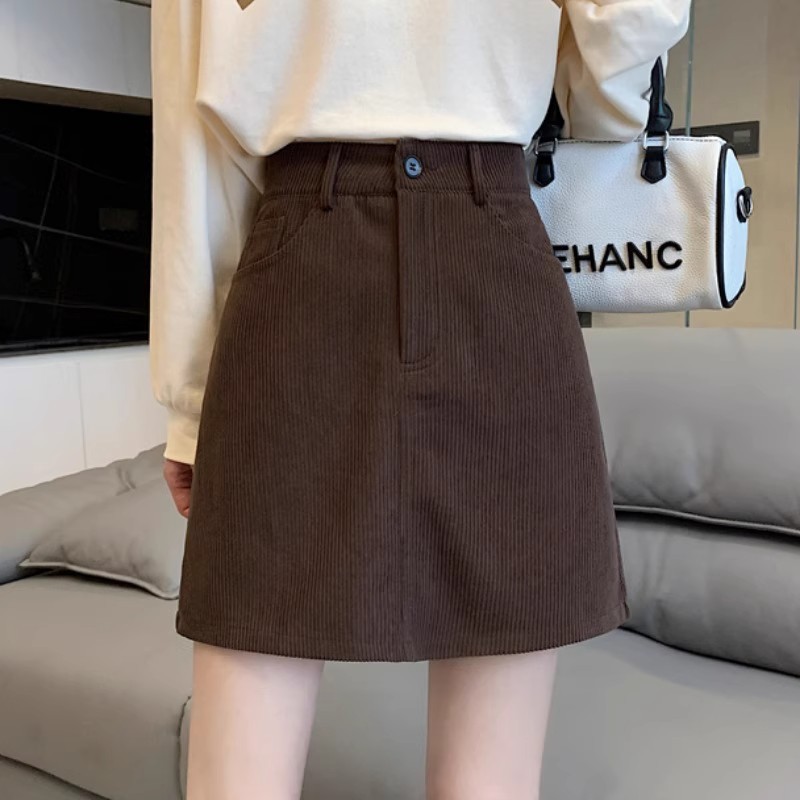 Autumn and Winter brown Skirt High Waist Corduroy A- Line Skirt chubby girl Slimming Hip One-Step Skirt Anti-Light Short Skirt for Women