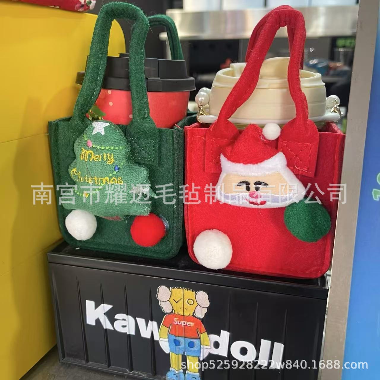 Little Red Book Christmas Eve Gift Bags Can Be Wholesaled, Felt Bags, Apple Bags, Christmas Decoration Bags, Felt Christmas Handmade Items