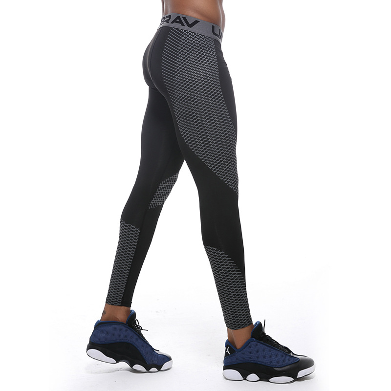 Picture of Breathable Elastic Compression Cropped Sports Tights Men's Basketball Outdoor Running Quick-drying Compression Pants Men's