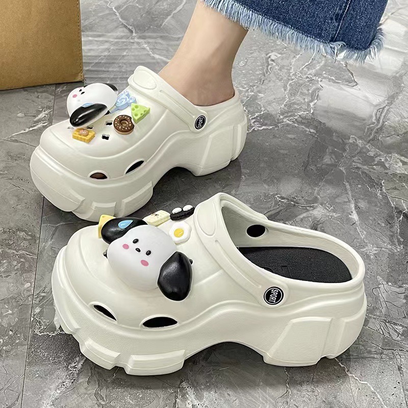 Picture of Baotou EVA hole shoes in 2025 new fashion and versatility student comfortable and casual two-wear non-slip slippers for women's summer