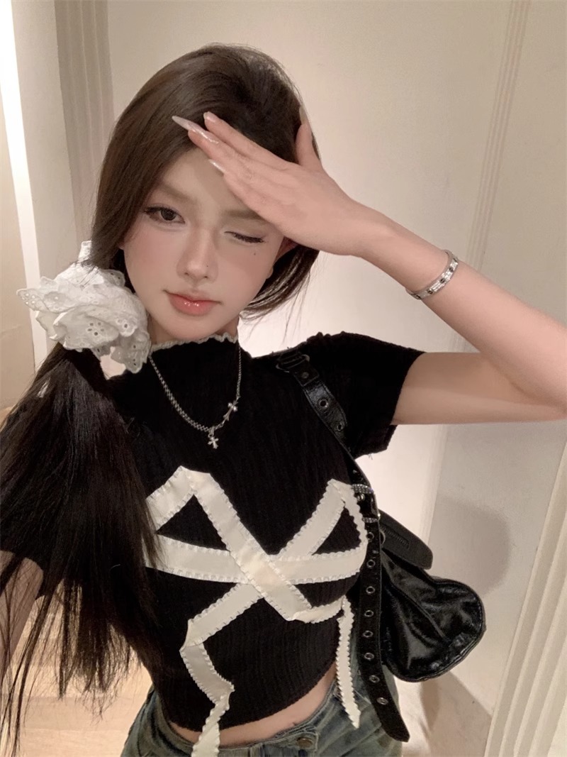 Contrast Bow Half-high Collar Short-sleeved T-shirt Women's Summer Sweet Spice Girl Unique Beautiful Slim-fit Short Cropped Top
