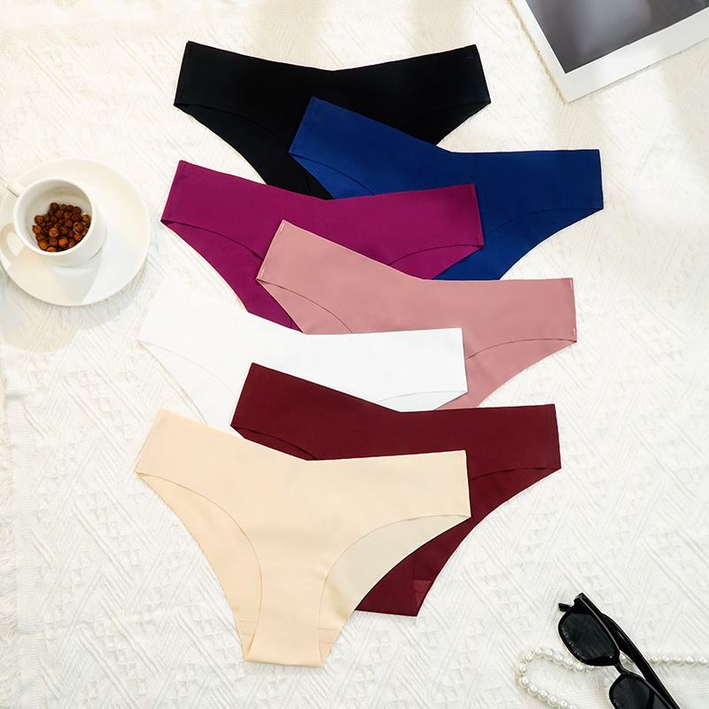 European and American Ice Silk Large Size Underwear Women's Seamless Low-Waist V-Shaped Briefs Pure Cotton Crotch Sports Breathable Butt Lift Underwear