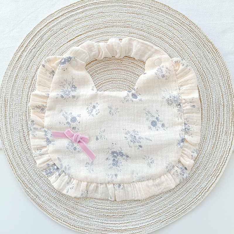 Picture of Korean Style Spring and Summer Thin Baby Saliva Napkin Newborn Cotton Gauze Waterproof Bib Sweet Simple Lace Bib