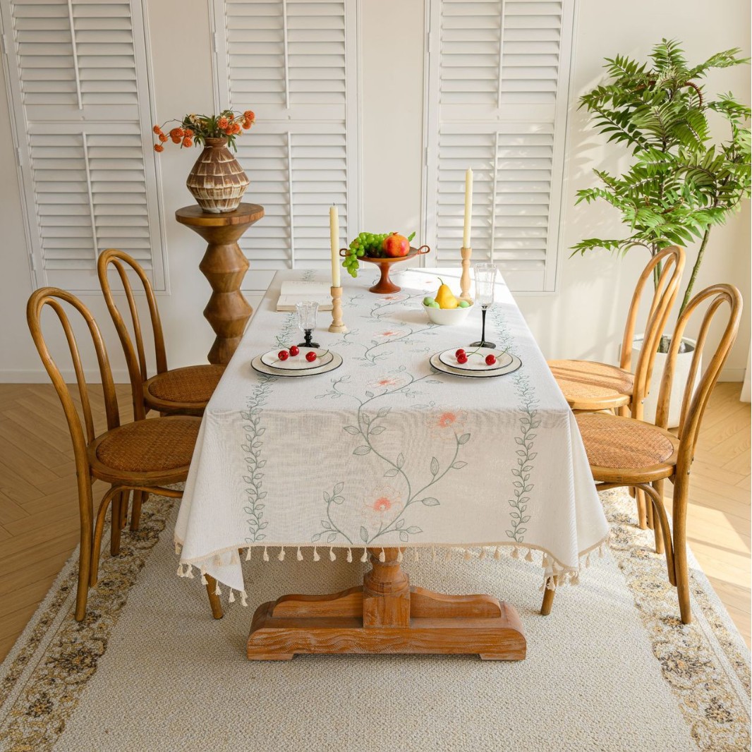 Picture of Rectangular Dining Table Fabric European-style Simple Embroidered Tablecloth Cotton and Linen Artistic Courtyard Outdoor Dining Table Mat Dust-proof and Dirty-resistant