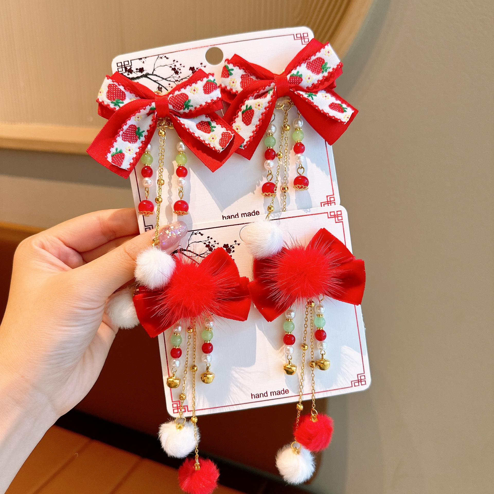 Picture of New Year Hanfu Hairpin Little Girl Happy New Year Plush Hairpin Girl Bow Hair Accessories Baby Antique Headwear