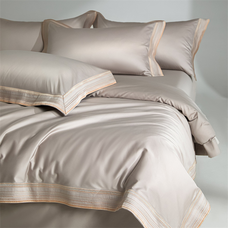 Picture of 210 Light Luxury Long-staple Cotton Cotton Four-piece Set Maternal and Infant Grade A Pure Cotton Bed Sheet Quilt Cover Satin Bedclothes 4-piece Set